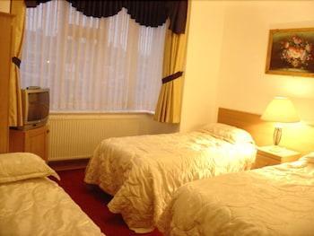 Hotel Acorn Gatwick & Parking Horley