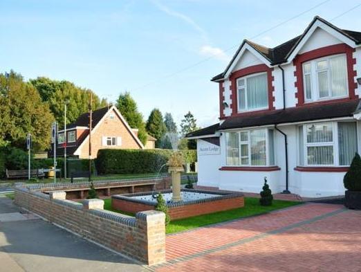 Acorn Gatwick & Parking Hotel Horley