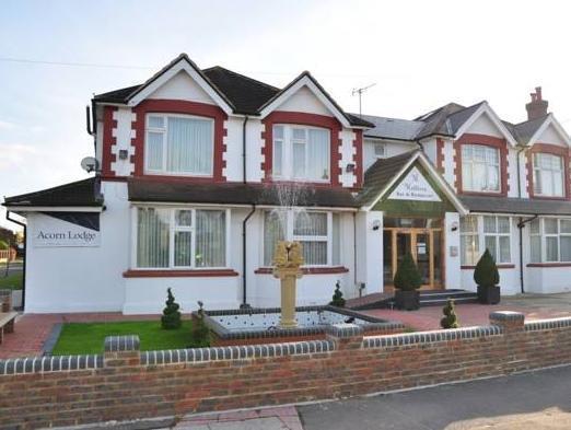 Acorn Gatwick & Parking 4* Horley