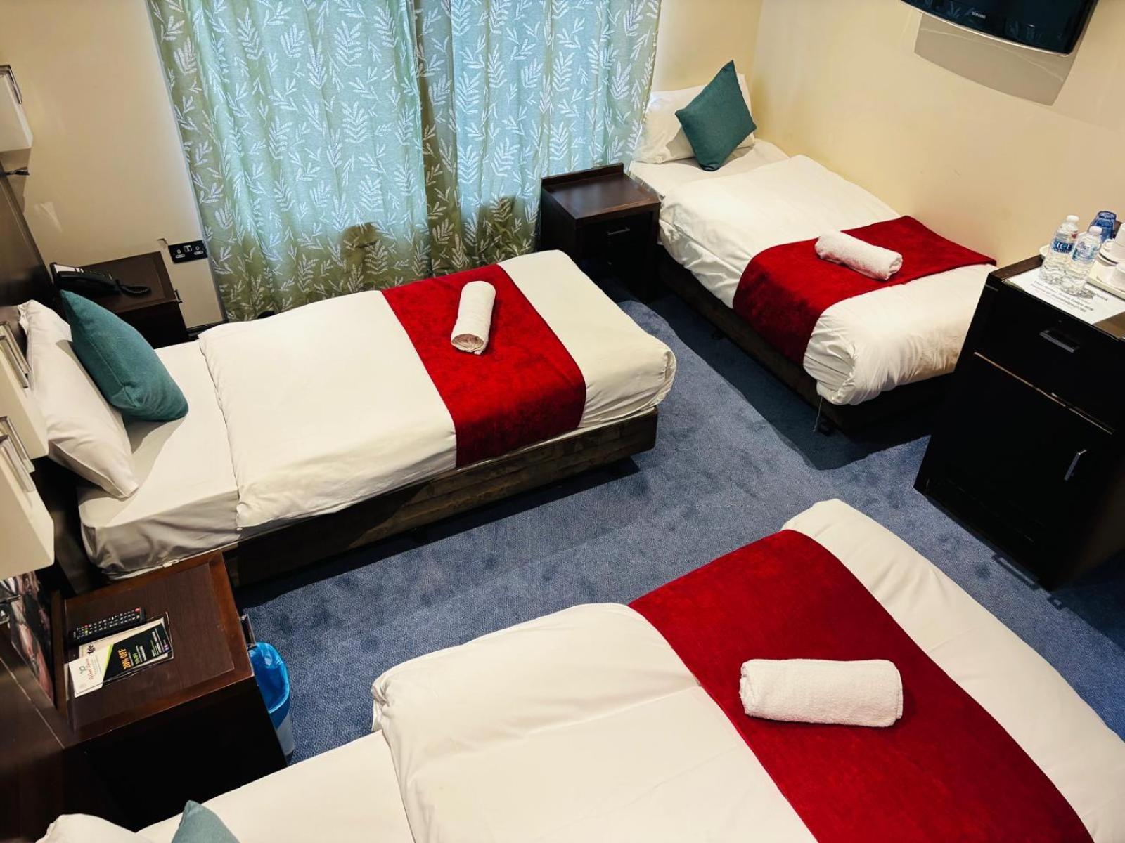 Acorn Gatwick & Parking Hotel